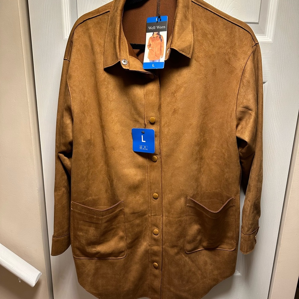 Gorgeous New With Tags Soft Faux Fur and Suede Jacket With pockets